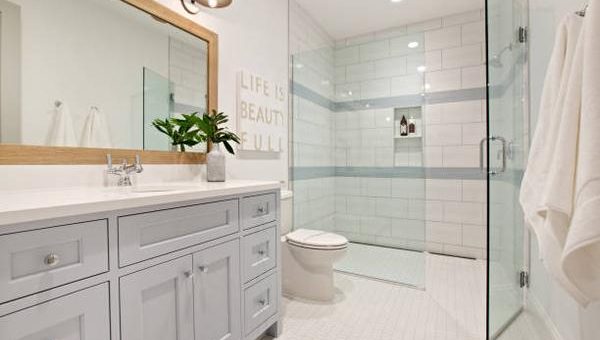 Tips for Planning a Functional and Beautiful Bathroom Remodel